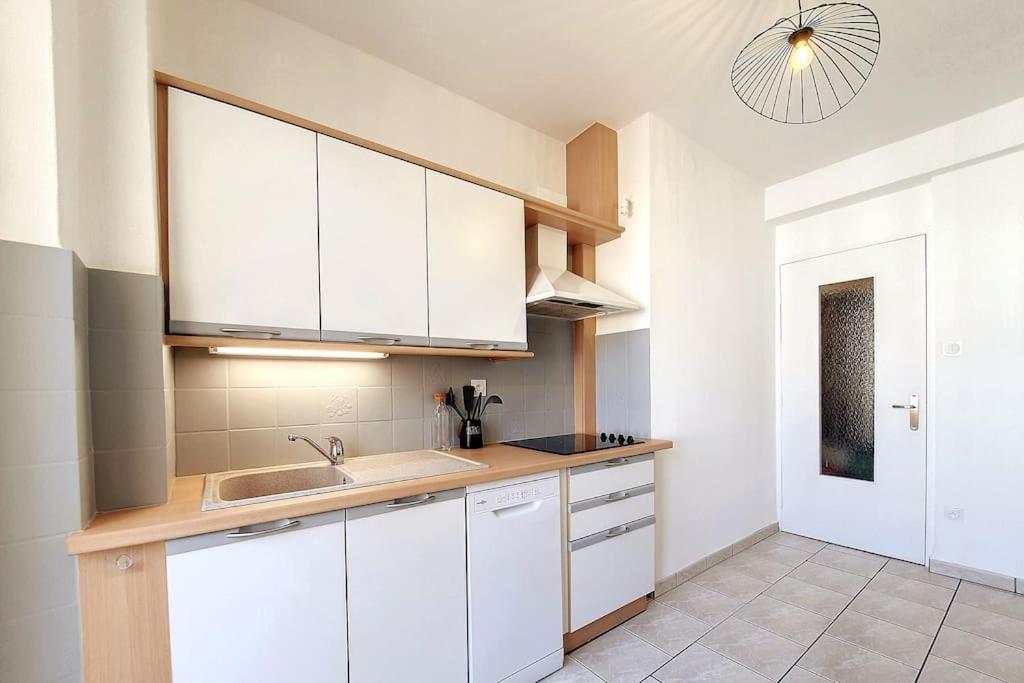 Chic - Proche Hypercentre - Renove - Lumineux Apartment Strasbourg Bagian luar foto